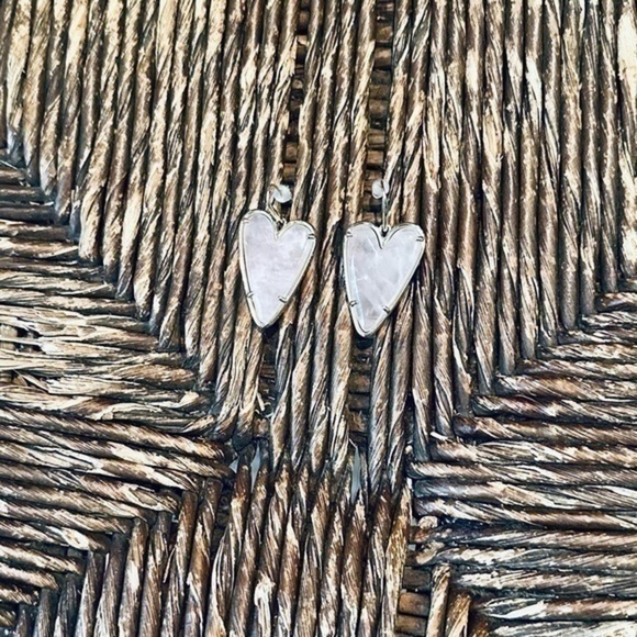 COPY - ✨💖✨ Kendra Scott Rose Quarts Gold Frame Ansley Dangle Earrings ✨💖✨ - Picture 2 of 4